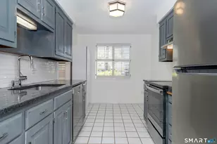 21 Harbour Village, Branford, CT 06405 - Photo 8