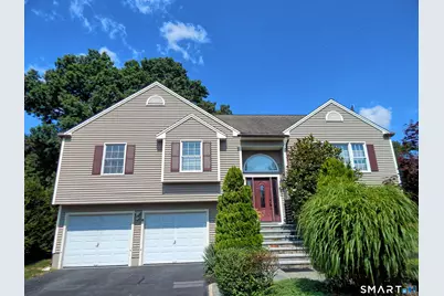 8 Hattie Lane, Milford, CT 06461 - Photo 2