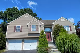 8 Hattie Ln, Milford, CT 06461 - Photo 2
