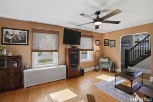 19 Draper Ave, Meriden, CT 06450 - Photo 4