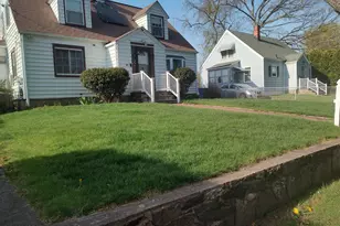 388 Reitter St W, Stratford, CT 06614 - Photo 2