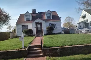 388 Reitter St W, Stratford, CT 06614 - Photo 1