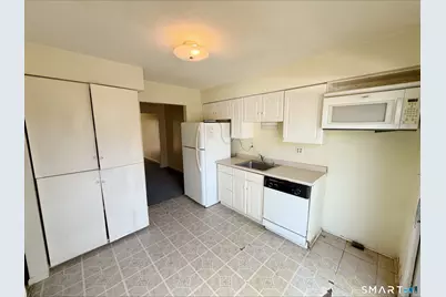 7 Woodland Avenue #C, Bloomfield, CT 06002 - Photo 6