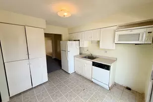 7 Woodland Ave, Bloomfield, CT 06002 - Photo 6