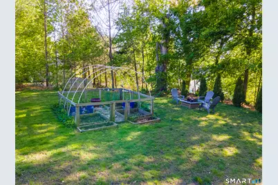 107 Broad Street, Killingly, CT 06241 - Photo 34