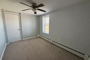 213 Golden Hill St, Bridgeport, CT 06604 - Photo 16