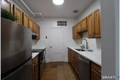 187 Bank Street #195-202, New London, CT 06320 - Photo 6