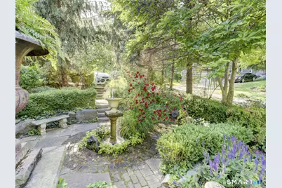 20 Hampton Trail, Wallingford, CT 06492 - Photo 2