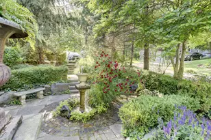 20 Hampton Trail, Wallingford, CT 06492 - Photo 2