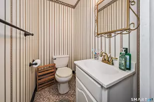 7 Sharon Ln, Wethersfield, CT 06109 - Photo 8