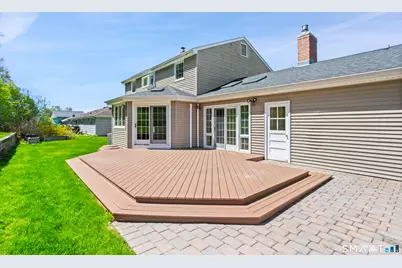 120 Braeside Drive, Hamden, CT 06514 - Photo 32