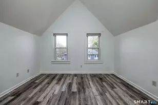 483 Ferry St, New Haven, CT 06513 - Photo 10