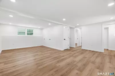 17 Fifth Avenue, Waterford, CT 06385 - Photo 22