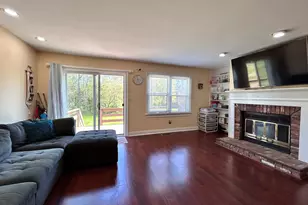 34 Overlook Dr, Monroe, CT 06468 - Photo 8