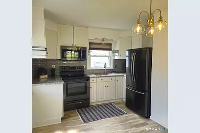 102 Carol Drive, Bristol, CT 06010 - Photo 10