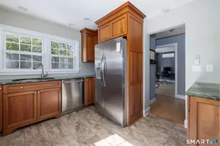 300 Ford St, Milford, CT 06461 - Photo 4