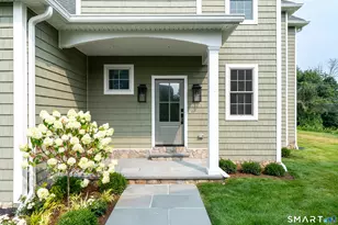6 Walnut Ridge Ct, Stamford, CT 06904 - Photo 2