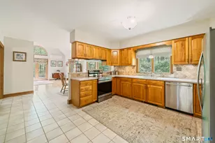 110 Bee Mountain Rd, Oxford, CT 06478 - Photo 6
