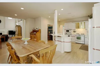 323 Main Street, Ridgefield, CT 06877 - Photo 10