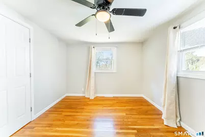 950 Old Colchester Road, Montville, CT 06370 - Photo 18