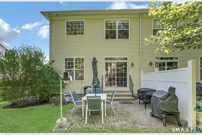 21 Woodcrest Lane #21, Danbury, CT 06810 - Photo 28