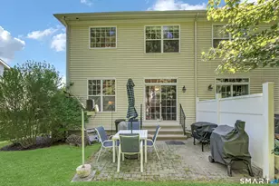 21 Woodcrest Ln, Danbury, CT 06810 - Photo 28