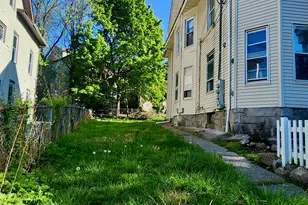 25 Laurel St, Waterbury, CT 06702 - Photo 14