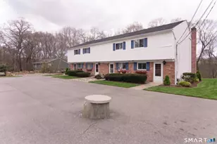 27 Allen Dr, Montville, CT 06382 - Photo 2
