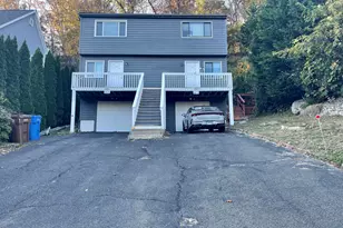 35 Ojibwa Rd, Shelton, CT 06484 - Photo 1