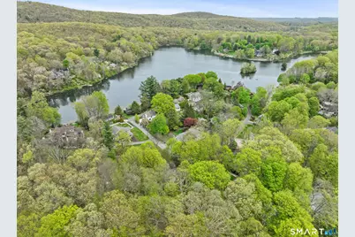 318 Mountain Road, Ridgefield, CT 06877 - Photo 2