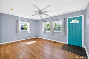 33 Howard Ct, Milford, CT 06460 - Photo 12