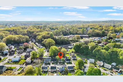 75 Brookside Avenue, Bridgeport, CT 06606 - Photo 24