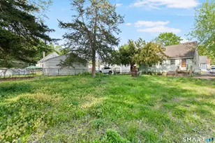 75 Brookside Ave, Bridgeport, CT 06606 - Photo 22