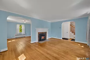 37 Harmund Pl, Wethersfield, CT 06109 - Photo 4