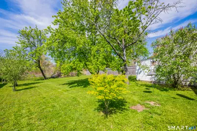 37 Harmund Place, Wethersfield, CT 06109 - Photo 18