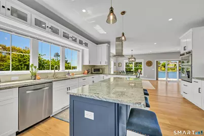 21 Lakeview Road, Brookfield, CT 06804 - Photo 8