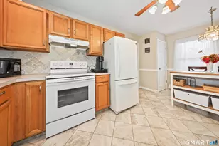 37 Augustyn Ct, Torrington, CT 06790 - Photo 14