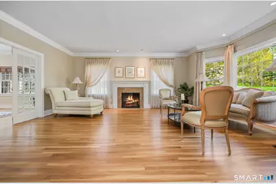 12 Woodbine Way, Stamford, CT 06903 - Photo 4