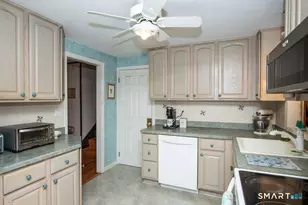 245 Grieb Rd, Wallingford, CT 06492 - Photo 16