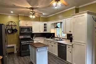 371 Prospect St, Windham, CT 06226 - Photo 6