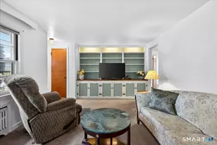 106 Moritz Pl, Fairfield, CT 06824 - Photo 6