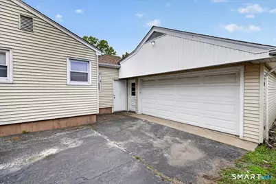 106 Moritz Place, Fairfield, CT 06824 - Photo 4