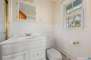 34 Davenport Dr, Stamford, CT 06902 - Photo 10