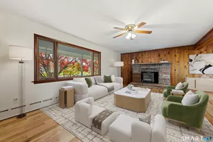 34 Davenport Dr, Stamford, CT 06902 - Photo 2