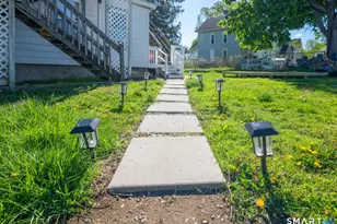 18 Mallory St, Danbury, CT 06810 - Photo 28