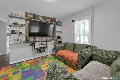 18 Mallory Street, Danbury, CT 06810 - Photo 6