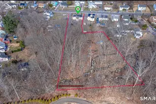 136 Pearl Lake Rd, Waterbury, CT 06706 - Photo 4