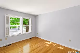 239 Front St, New Haven, CT 06513 - Photo 8