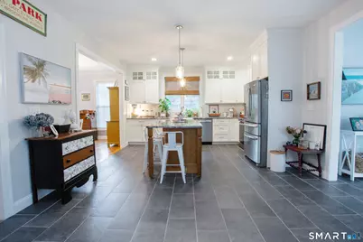 490 New Road, Avon, CT 06001 - Photo 6