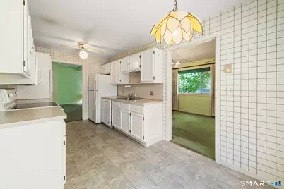 847 Heritage Village #B, Southbury, CT 06488 - Photo 6